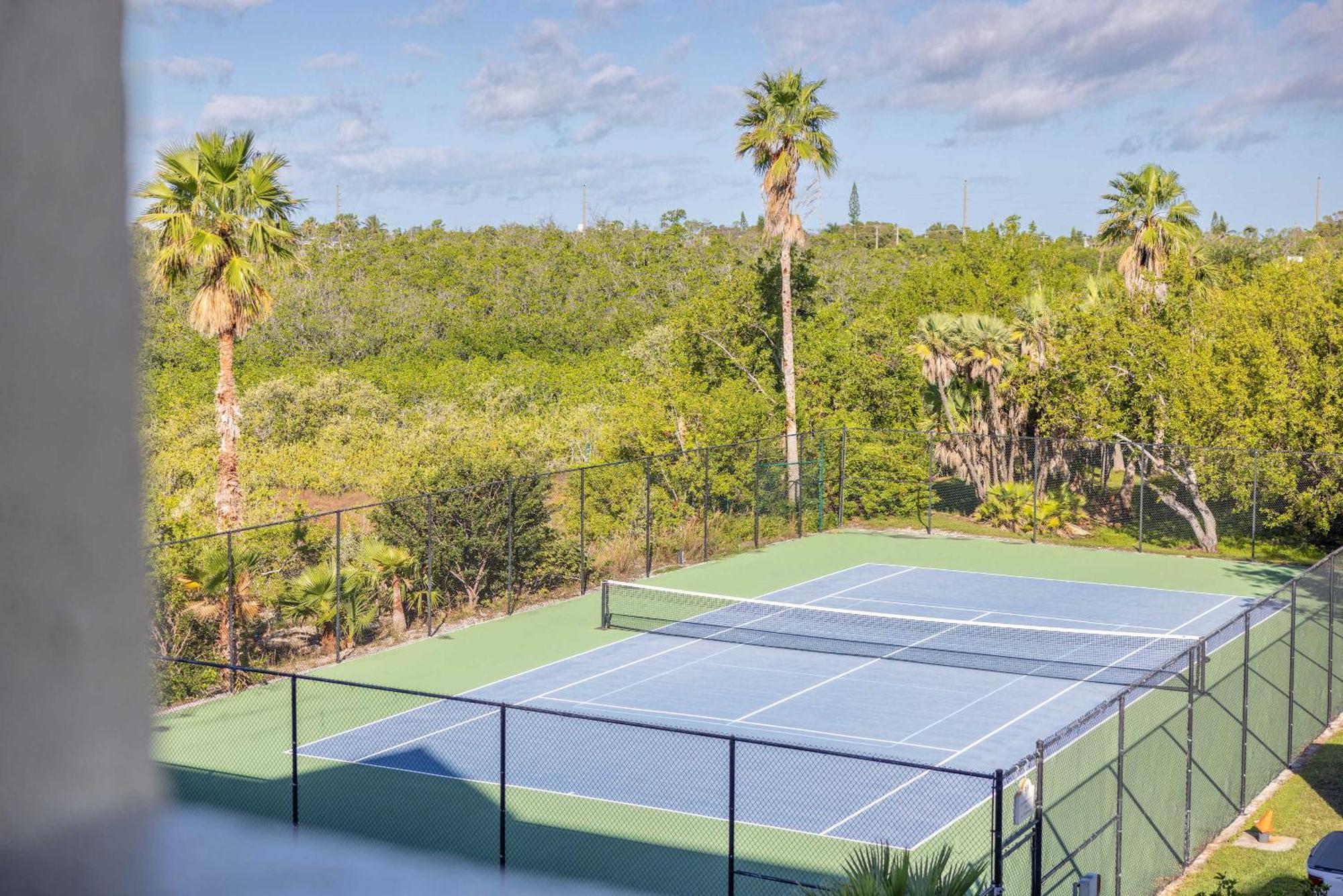 キーウェスト The Exuma Cay -Pool View & Parkingヴィラ エクステリア 写真